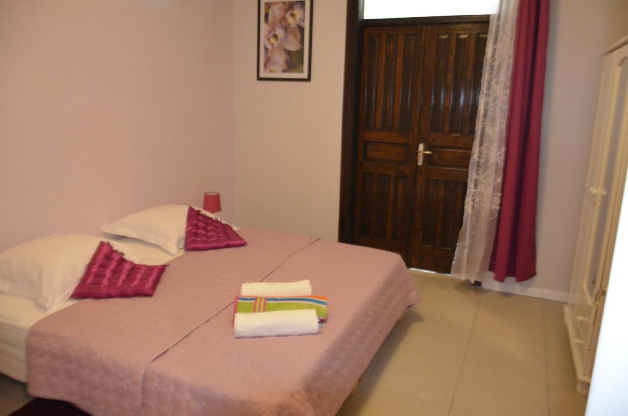 Villa Les Orchidees Et Villa Alpinia Petit-Bourg Esterno foto